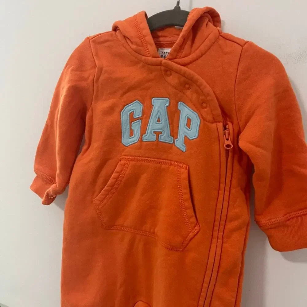 Gap Baby Girl's Orange Hooded Sweatsuit One Piece Size 6-12 Months